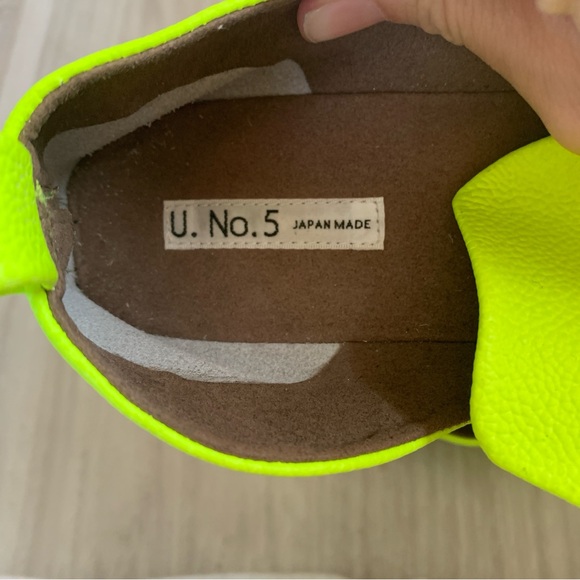 U-Dot “U.No.5” by Takumi Inomata Neon Leather Slip-ons - Picture 6 of 9